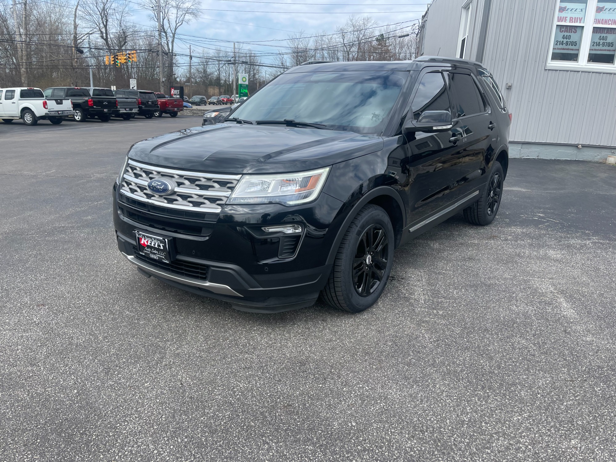photo of 2018 Ford Explorer XLT 4WD